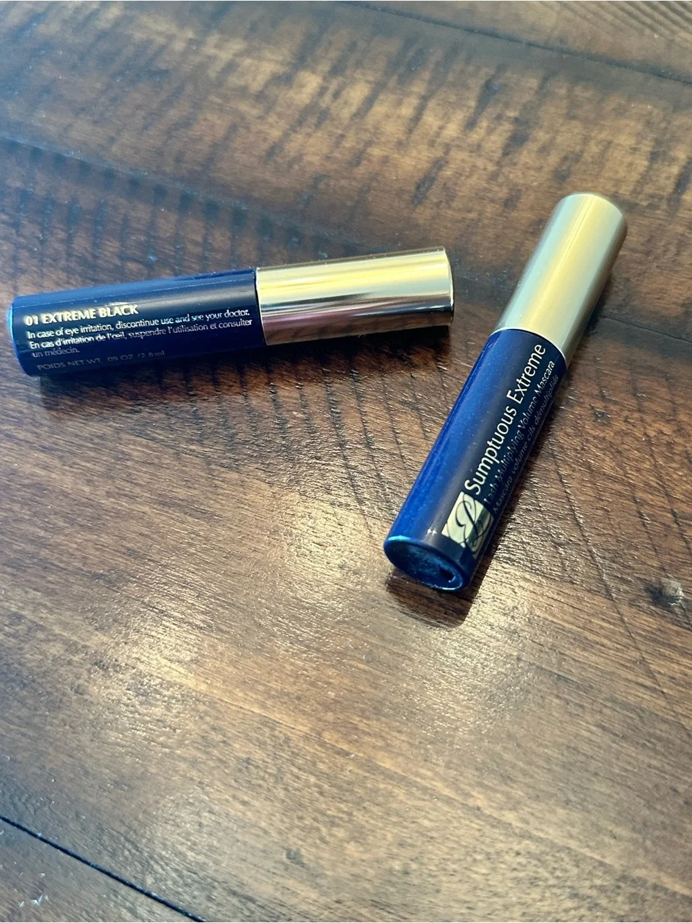Estee Lauder Sumptuous Extreme Mascara — Black and Gold Packaging